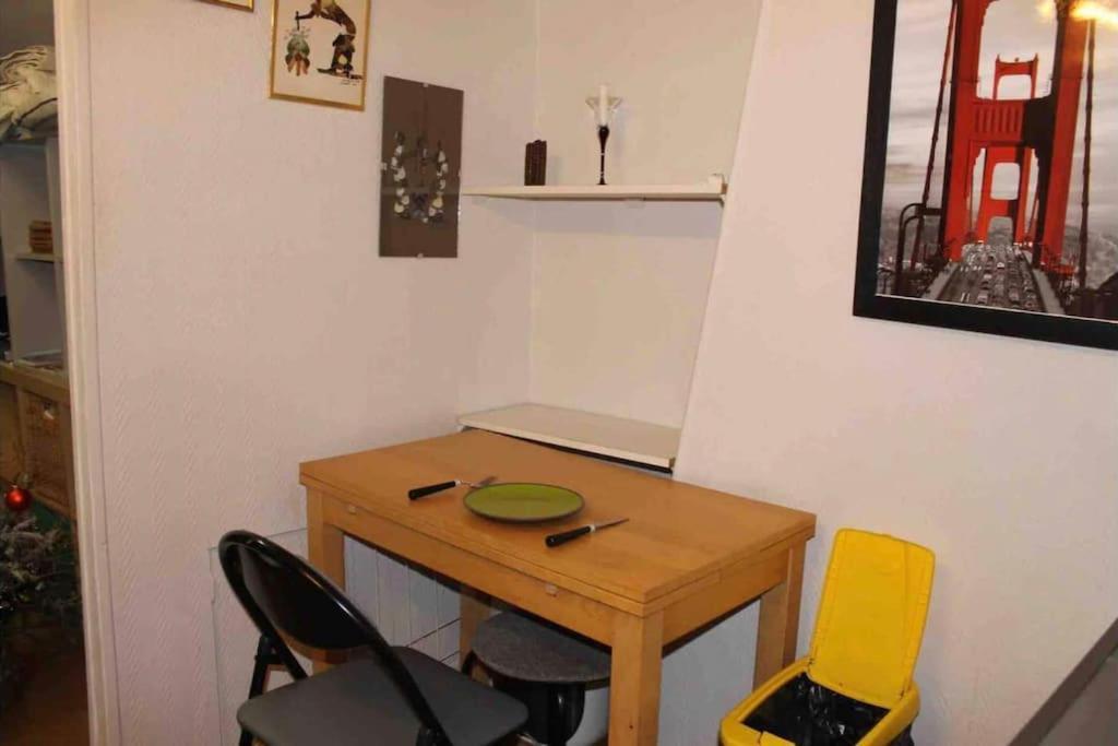 Agreable Studio Au Coeur De 14 Eme Arrondissement * Parijs